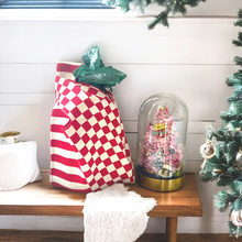 Load image into Gallery viewer, Preserved flower Make a Wish Tree Pink L size