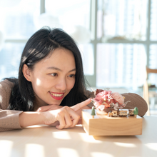 Load image into Gallery viewer, Joyful Train Preserved Flower Music Box Dusty Pink