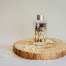 Load image into Gallery viewer, Xmas Special - Premium Preserved Flower Music with Train Box + Home Diffuser Kits Gift Set