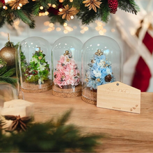 將圖片載入圖庫檢視器 Preserved flower Christmas Tree Workshop 2 hours (S Size Corkboard base)
