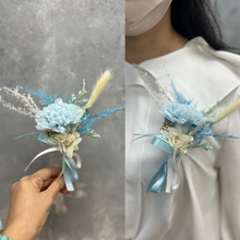 Load image into Gallery viewer, Preserved Flower Event Corsage 10 units