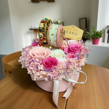 Load image into Gallery viewer, Deluxe Starry Ferries Wheel Preserved Flower Music Box Blossom Pink Romance