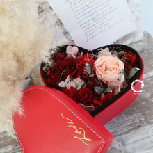 Load image into Gallery viewer, Double Happiness Preserved Flower Leather Flower Box Red