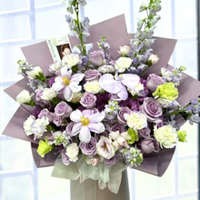 將圖片載入圖庫檢視器 Destined for you Fresh Flower Bouquet XL 紫為你來