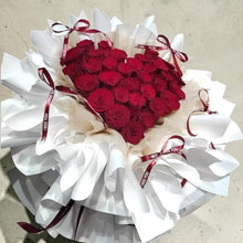 Load image into Gallery viewer, Deep Love 39 roses heart-shaped fresh flower bouquet XL 深愛着
