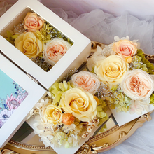 Load image into Gallery viewer, Preserved Flower 3R Frame WorkshopPreserved Flower 3R Frame Workshop
