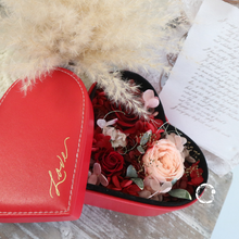 Load image into Gallery viewer, One Flower Love is in the air Preserved Flower Box 永生花盒