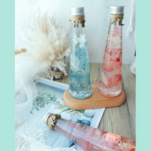 Load image into Gallery viewer, Preserved Flower Herbarium DIY Kit