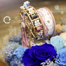 Load image into Gallery viewer, oneflowermacau 保鮮花/永生花 音樂摩天輪花盒