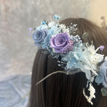 Load image into Gallery viewer, Preserved Flower Wedding Headwear Dreamy blue
