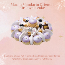 Load image into Gallery viewer, Macau Deluxe Gift Set B 3-in-one Fresh Flower Bouquet +Cake+Fruit Basket 紫攜美意
