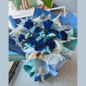 You are my royal diamond Preserved Flower Bouquet Mega Large