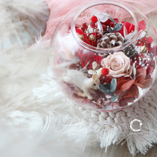 將圖片載入圖庫檢視器 One Flower Dreamy Floral Scented Glass Ball Classic Red 夢幻永生花 X 香薰水晶球治癒系家居擺設
