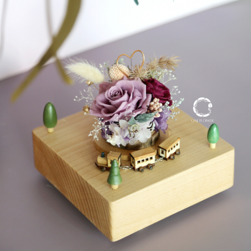 Life is a DREAM Preserved Flower Music Box Home Demor Elegant Purple 永生花 X 火車音樂盒治癒家居擺設